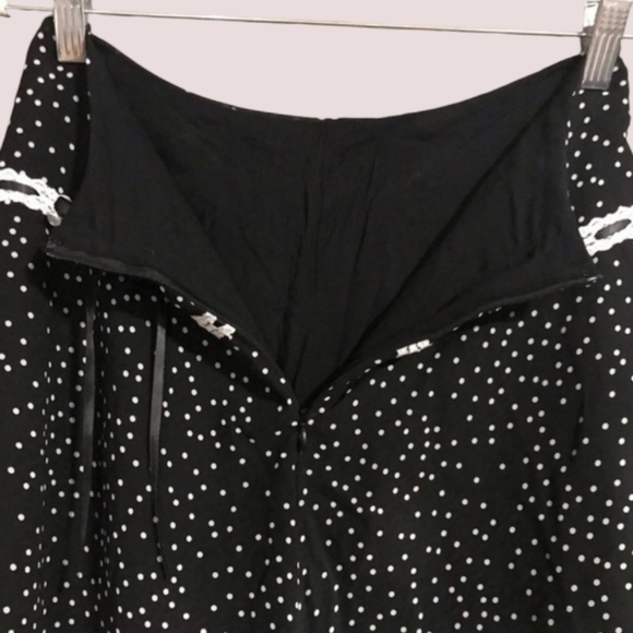 Nordstrom All in Favor Polka Dot Miniskirt in Black & White S - Picture 9 of 10